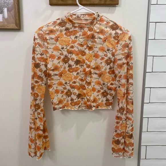 Floral Bell Sleeve Top - Cream and Orange - Picture 2 of 4